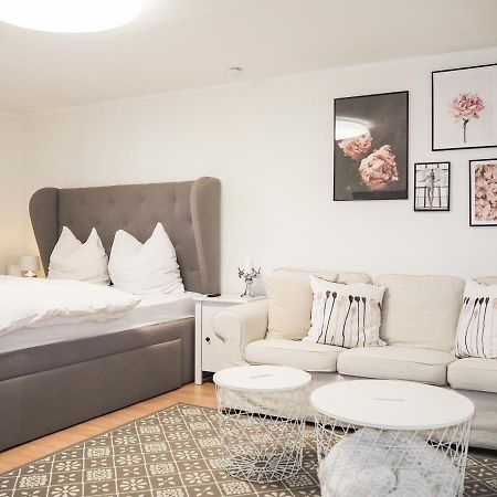Stylische Wohnung In Ruhiger Lage, Sehr Messenah Laatzen Extérieur photo