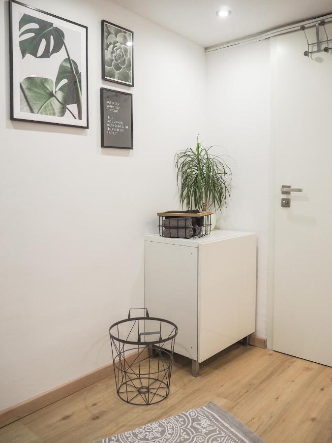 Stylische Wohnung In Ruhiger Lage, Sehr Messenah Laatzen Extérieur photo