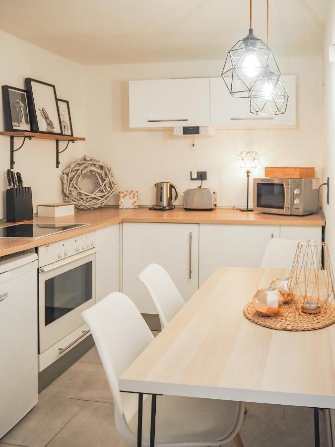 Stylische Wohnung In Ruhiger Lage, Sehr Messenah Laatzen Extérieur photo